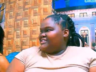 EbonyHotBuns's Live Sex Cam Show