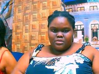 EbonyHotBuns's Live Sex Cam Show