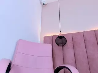 NicoleSteele's Live Sex Cam Show