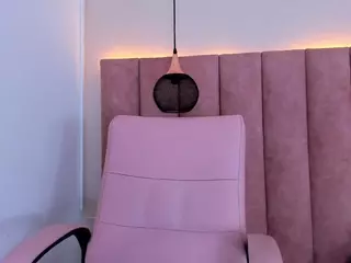 NicoleSteele's Live Sex Cam Show
