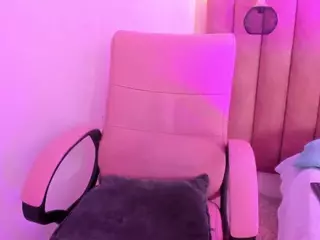 NicoleSteele's Live Sex Cam Show