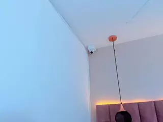 NicoleSteele's Live Sex Cam Show