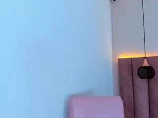 NicoleSteele's Live Sex Cam Show