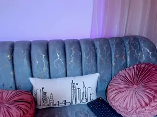 NicoleSteele's Live Sex Cam Show