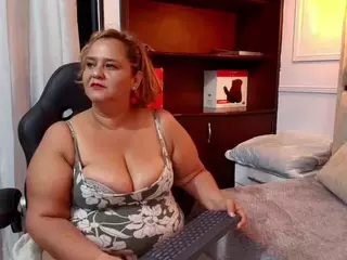Saanem-Mature's Live Sex Cam Show