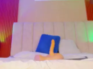 Oh-Hollyy's Live Sex Cam Show