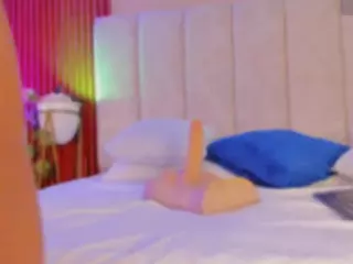 Oh-Hollyy's Live Sex Cam Show