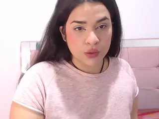 antonnellaa's Live Sex Cam Show