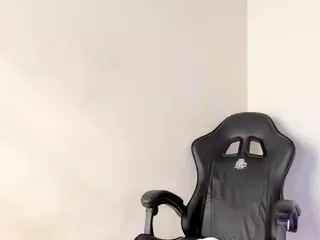 emmaa98's Live Sex Cam Show