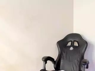 emmaa98's Live Sex Cam Show