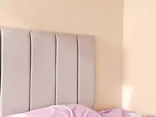 emmaa98's Live Sex Cam Show