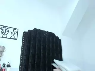 katrina-moore's Live Sex Cam Show