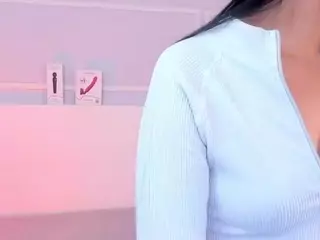 nitaramancini's Live Sex Cam Show
