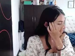 sweethsophie's Live Sex Cam Show