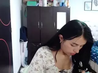 sweethsophie's Live Sex Cam Show