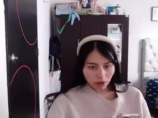 sweethsophie's Live Sex Cam Show