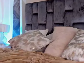 CamilaFoox's Live Sex Cam Show