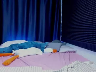 KIKIKrash's Live Sex Cam Show