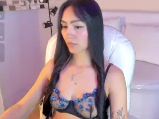 Amy-Kiitty's Live Sex Cam Show