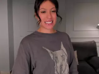IrinaPortman's Live Sex Cam Show