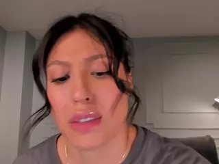 IrinaPortman's Live Sex Cam Show