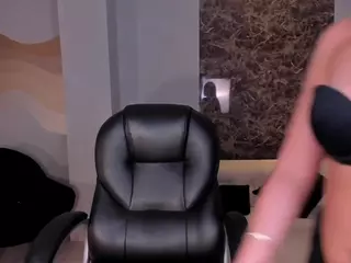 IrinaPortman's Live Sex Cam Show