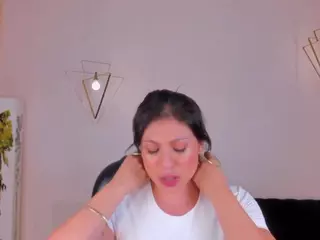 IrinaPortman's Live Sex Cam Show