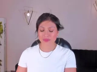 IrinaPortman's Live Sex Cam Show