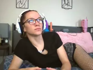 LizDaSnowbunny's Live Sex Cam Show
