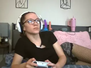 LizDaSnowbunny's Live Sex Cam Show