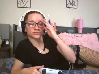 LizDaSnowbunny's Live Sex Cam Show