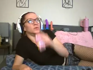 LizDaSnowbunny's Live Sex Cam Show