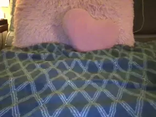 LizDaSnowbunny's Live Sex Cam Show