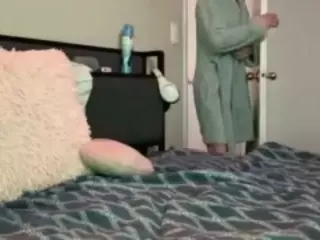 LizDaSnowbunny's Live Sex Cam Show