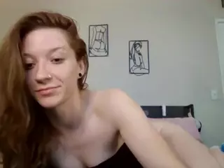 LizDaSnowbunny's Live Sex Cam Show