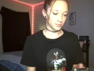 LizDaSnowbunny's Live Sex Cam Show