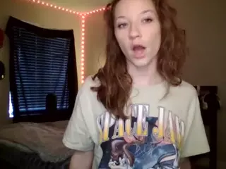 LizDaSnowbunny's Live Sex Cam Show