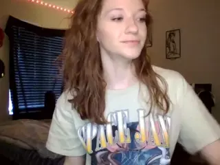 LizDaSnowbunny's Live Sex Cam Show