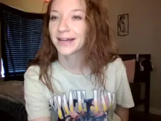 LizDaSnowbunny's Live Sex Cam Show