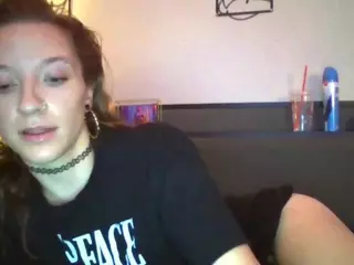 LizDaSnowbunny's Live Sex Cam Show