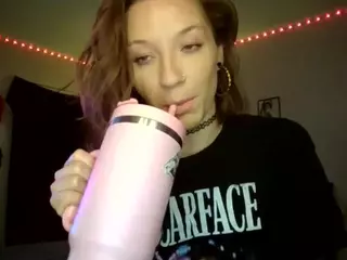 LizDaSnowbunny's Live Sex Cam Show