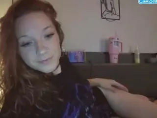 LizDaSnowbunny's Live Sex Cam Show