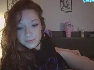 LizDaSnowbunny's Live Sex Cam Show