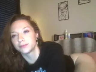LizDaSnowbunny's Live Sex Cam Show