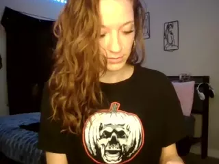 LizDaSnowbunny's Live Sex Cam Show