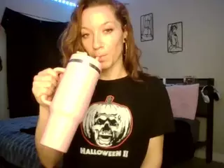 LizDaSnowbunny's Live Sex Cam Show