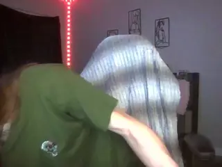 LizDaSnowbunny's Live Sex Cam Show