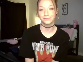 LizDaSnowbunny's Live Sex Cam Show