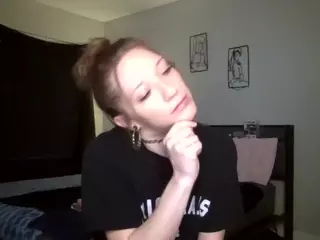 LizDaSnowbunny's Live Sex Cam Show