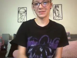 LizDaSnowbunny's Live Sex Cam Show